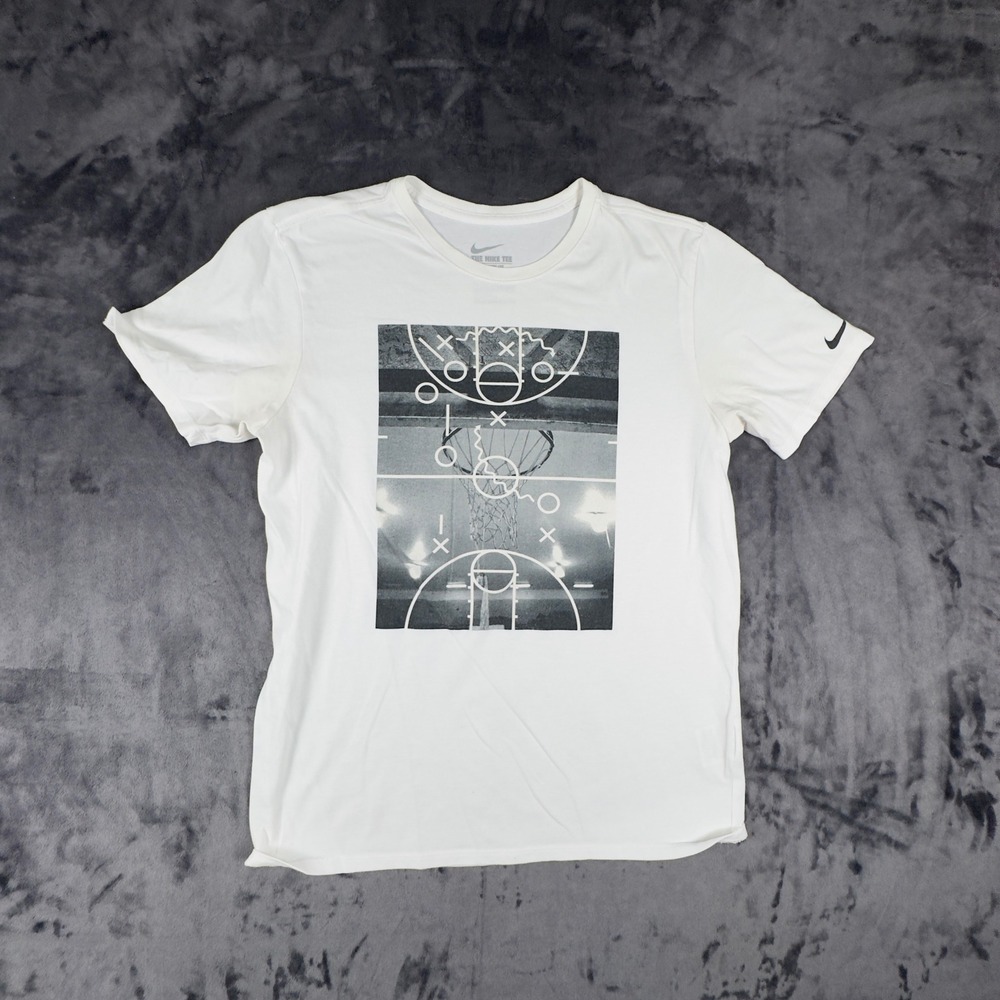 Nike T-Shirt Mens Medium White Dri-FIT Basketball Court Graphic Athletic Cut